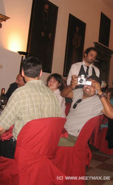 6833_Photo