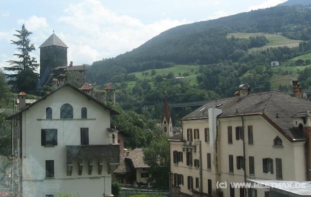6855_Village