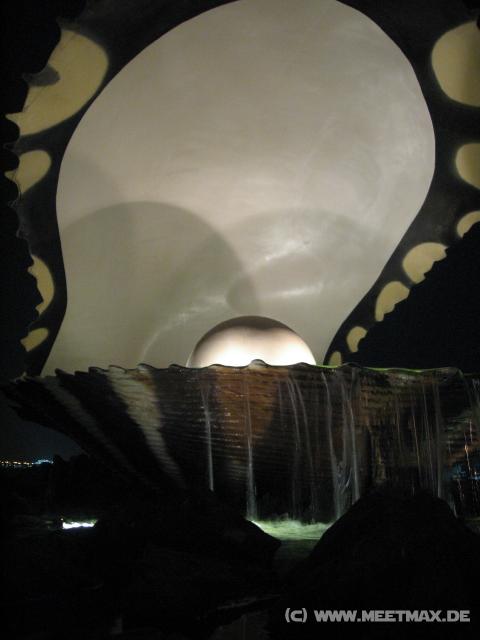 7353_Pearl_Monument
