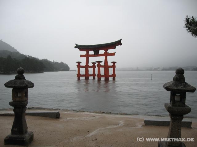 7992_Torii