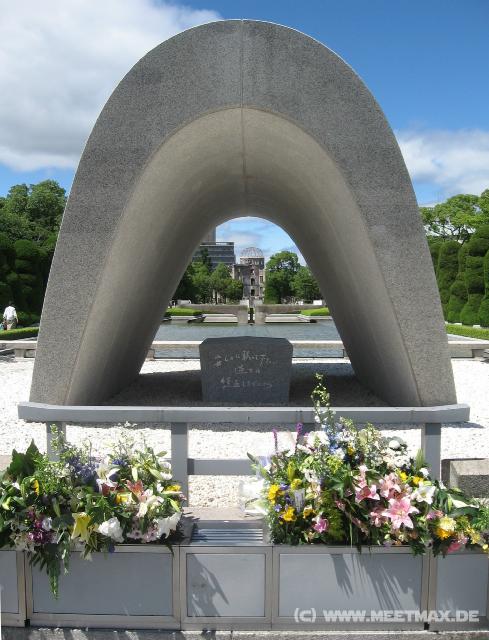 8156_Cenotaph