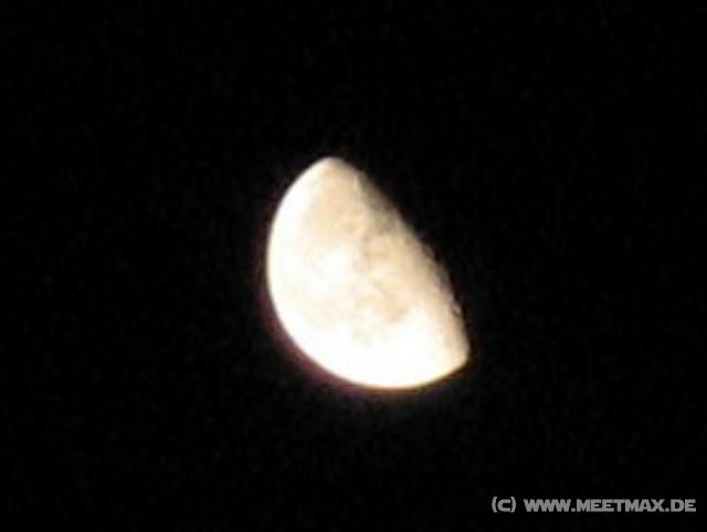 9100_Moon