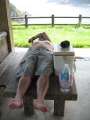 9123_Mauricio_relaxes