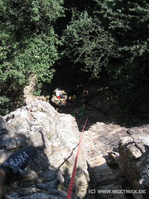 9497_Looking_down