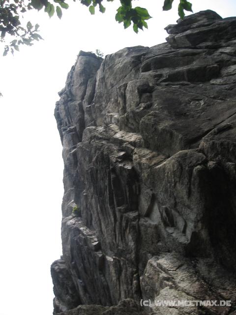 9723_The_rock