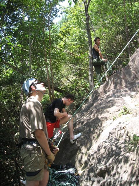 0048_Belaying