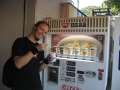 0088_Cup_noodle_machine
