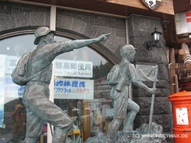 0266_Climbers