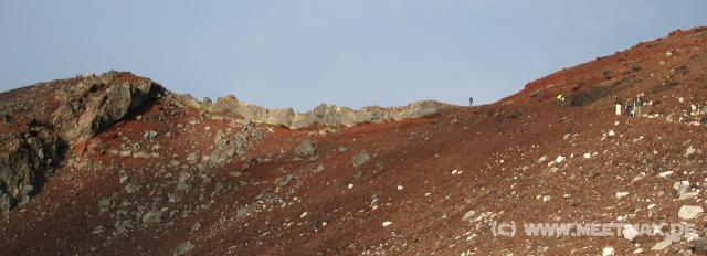 0460_Small_person_on_the_rim