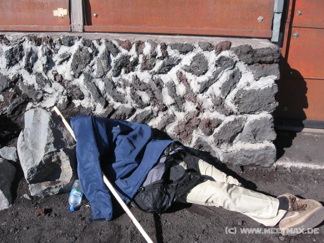 0501_Tired_climber