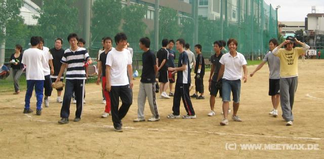 0445