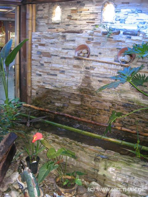 0670_Restaurant_garden