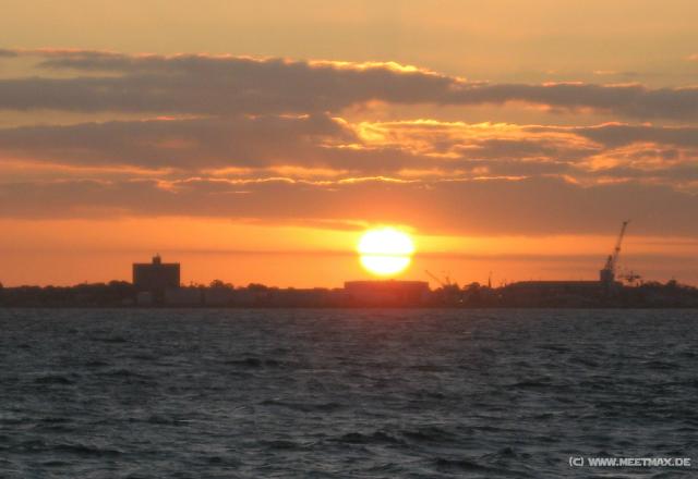 0855_St_Kilda_sunset