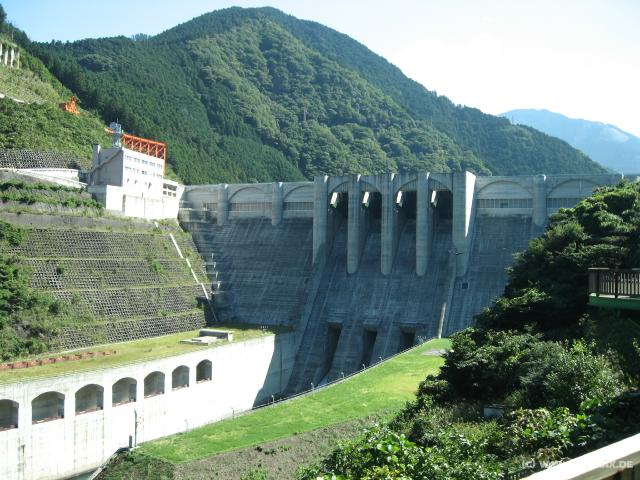 0742_Dam