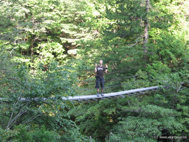 0796_Markus_on_the_bridge