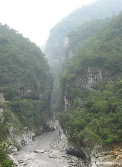 1303_Suspension_bridge