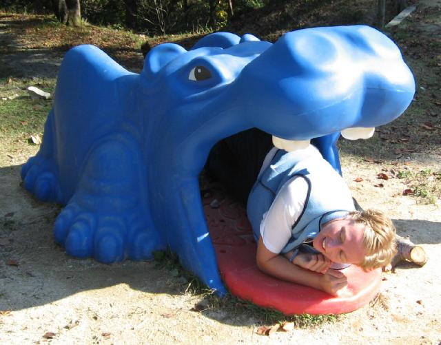 2046_Hippo_and_Laura