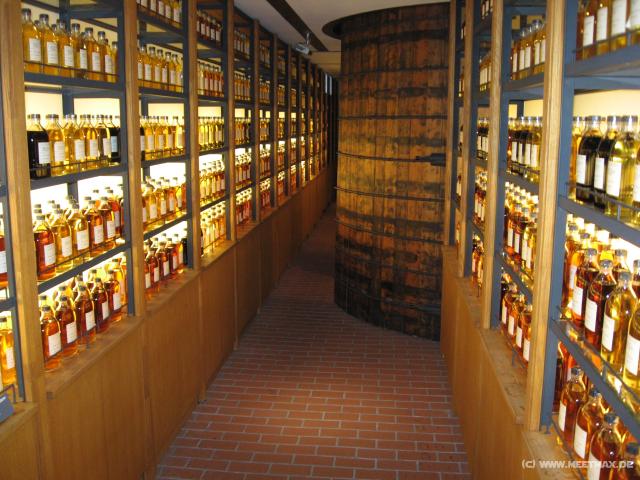2291_Whisky_Library