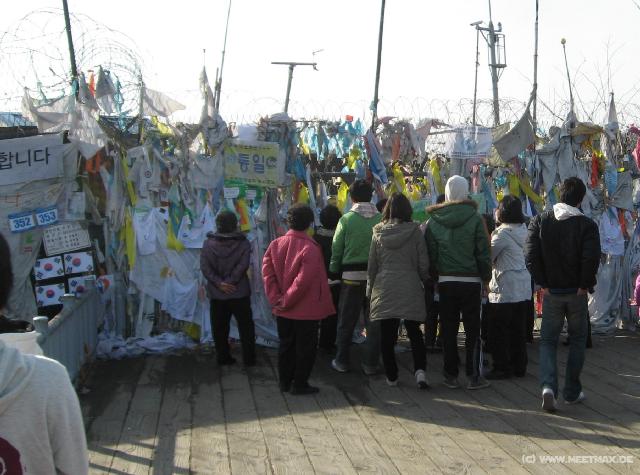 4363_Freedom_Bridge_wall