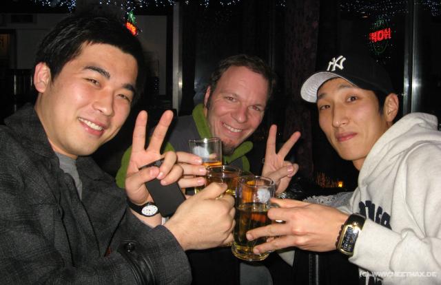 4583_Korean_beer_lovers