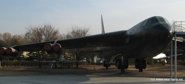 4809_Bomber