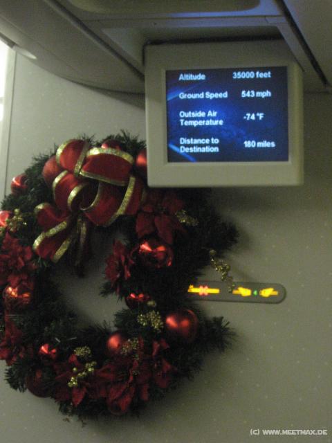 4841_Christmas_in_the_air
