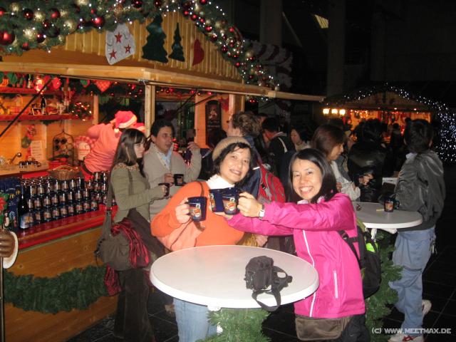 3187_Gluhwein_cheers