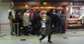 4016_Schlangestehen_f�r_Waffeln
