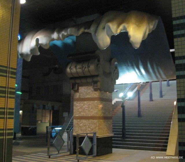 2992_Festival_Gate