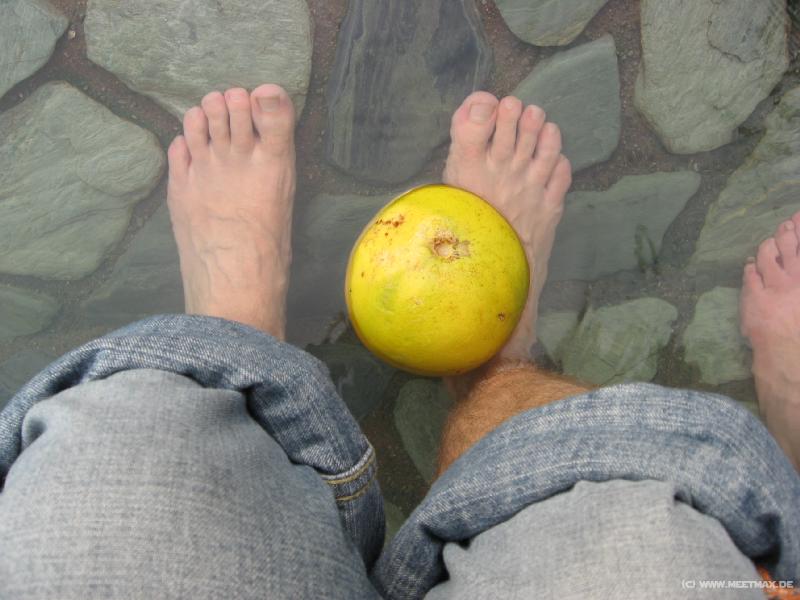 0163_Good_foot_taste