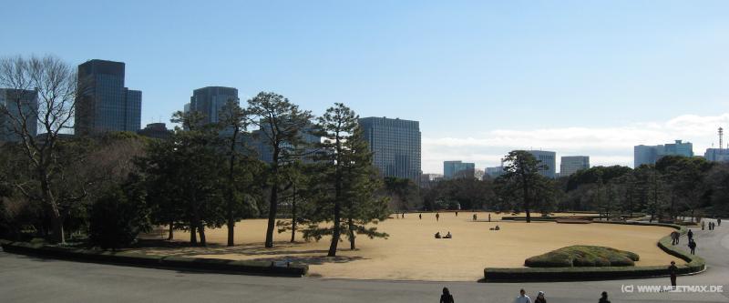 5837_Imperial_Palace_East_Garden