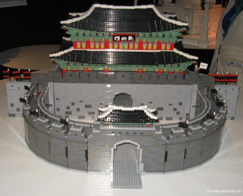 6151_Korean_Palace