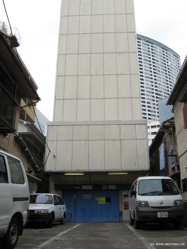5990_Parking_tower