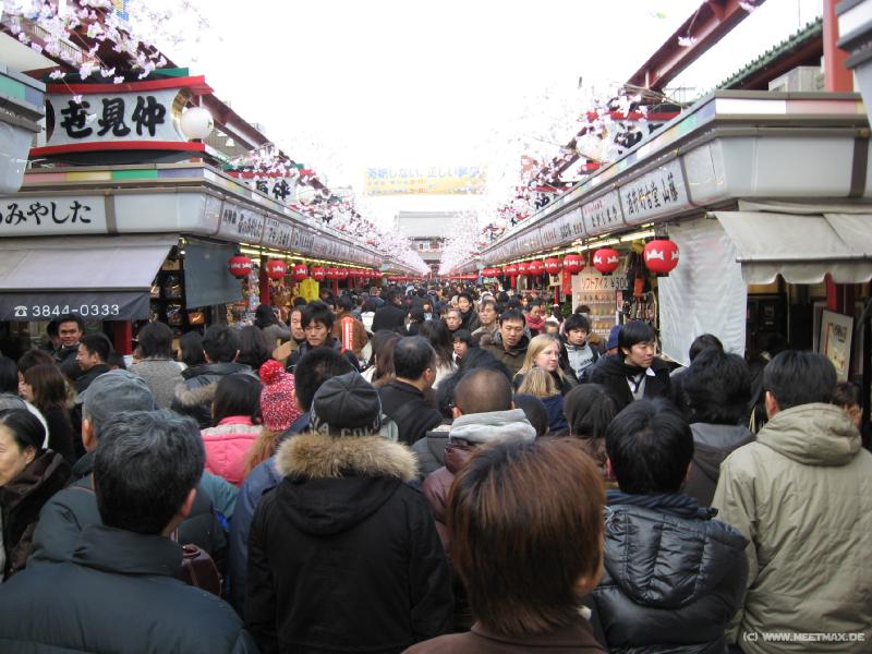 6031_Crowd