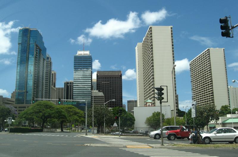 8326_Honolulu_skyline
