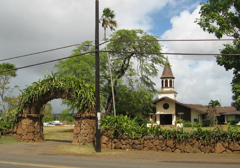 8329_Haleiwa_church