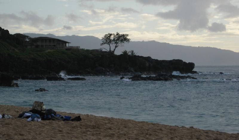 8338_Waimea_bay_beach