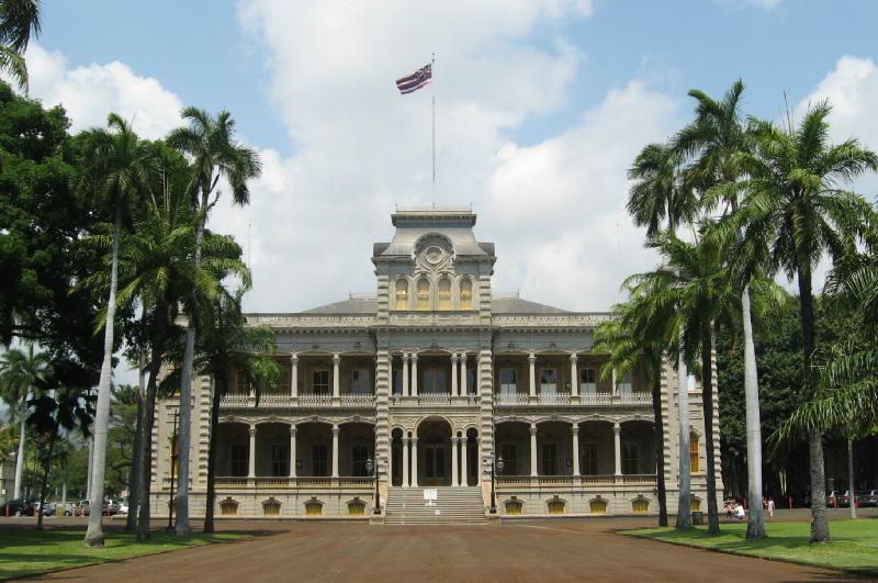 8356_Iolani_Palace