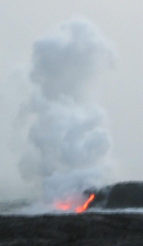 8815_Kalapana_lava
