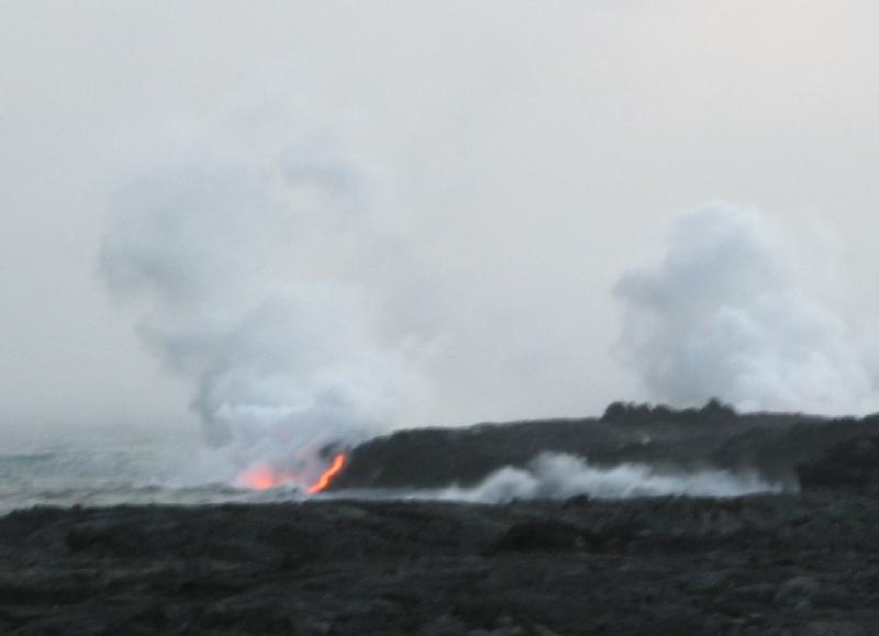 8831_Kalapana_lava