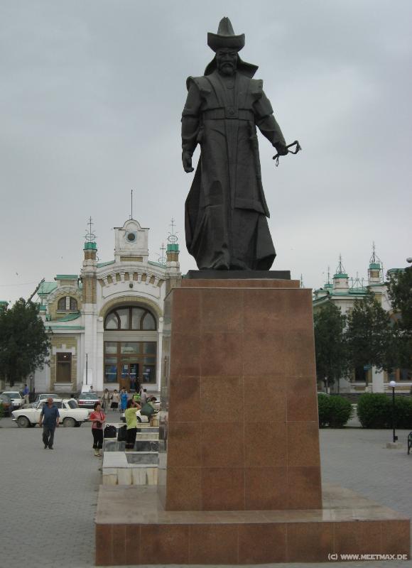 9671_Turkistan_station