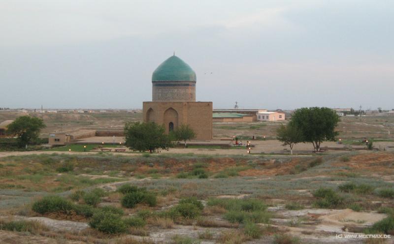 9746_Yasaui_Mausoleum