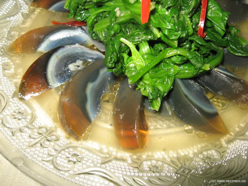 0406_Black_eggs
