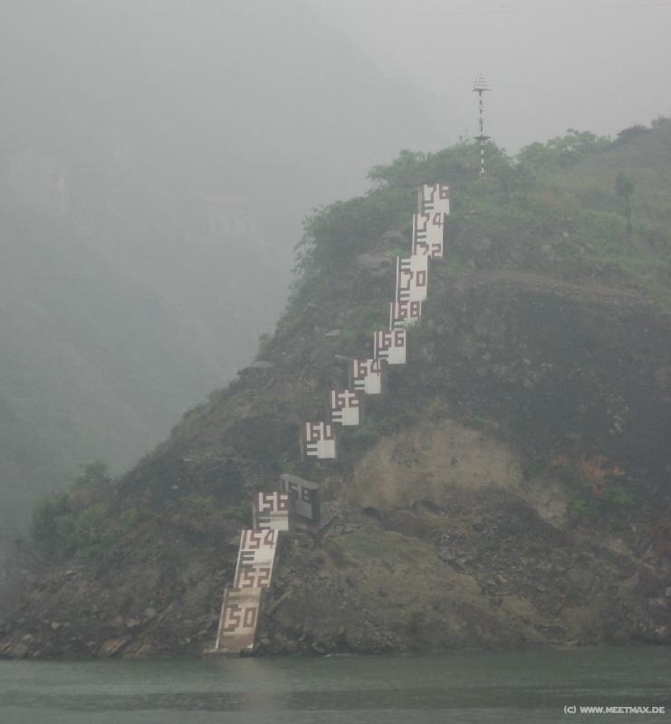 0515_Water_height_markers