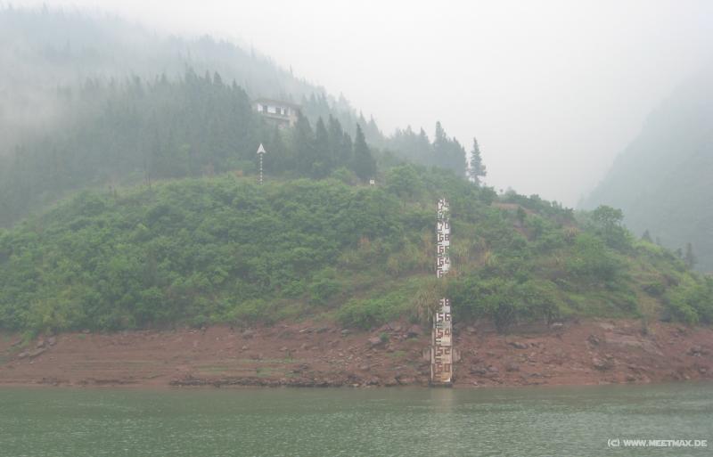 0519_Water_height_markers