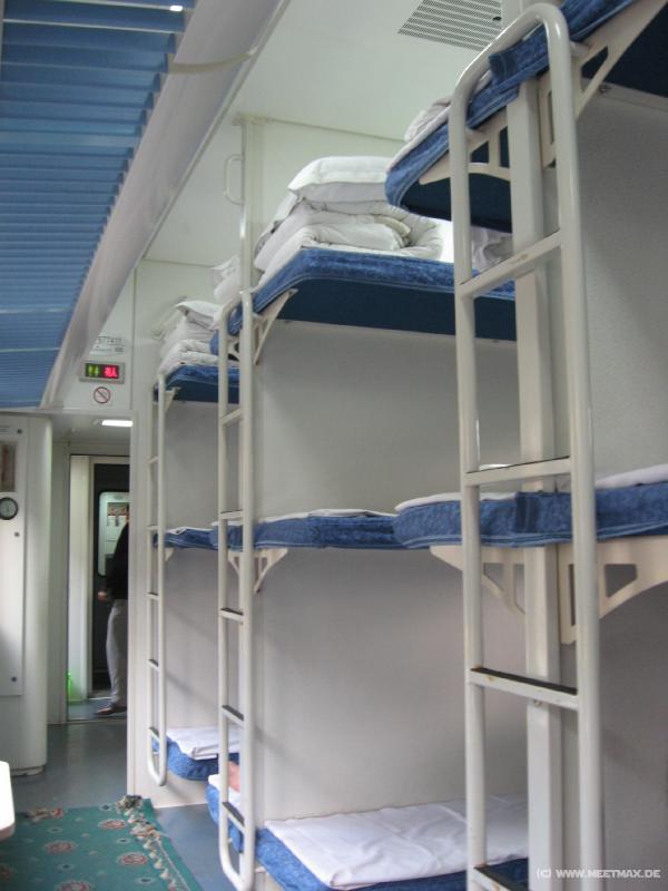 0632_Sleeper_train