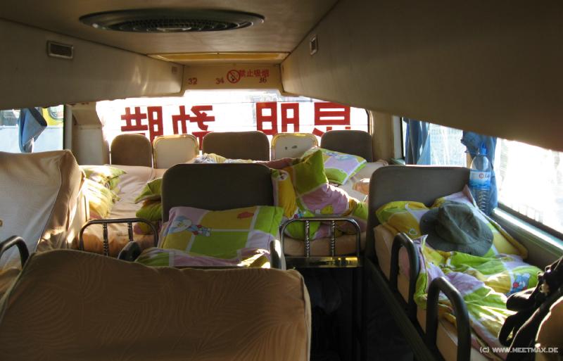 0780_Sleeper_bus