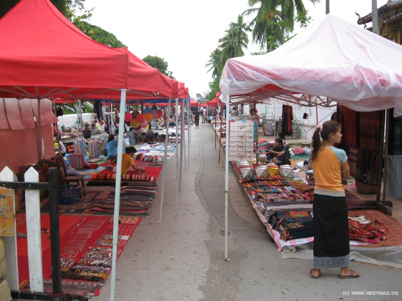 1056_Hmong_night_market