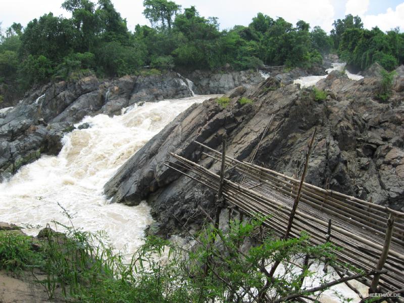1326_Tat_Somphamit_Waterfall