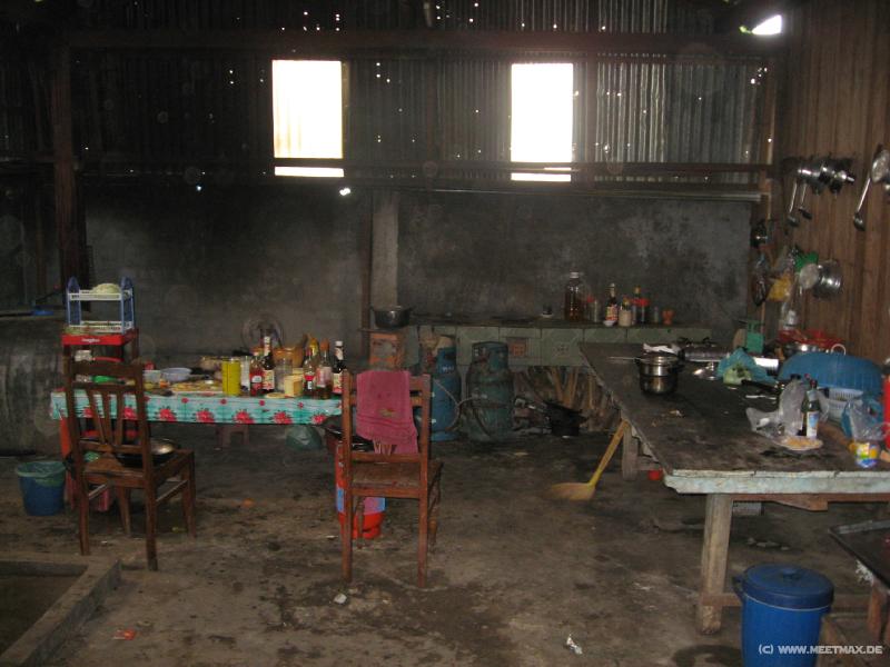1377_Restaurant_kitchen